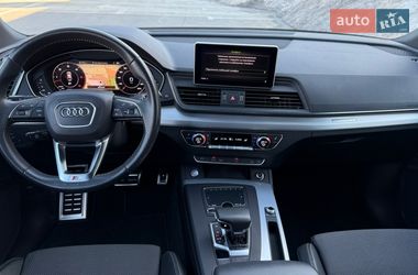 Внедорожник / Кроссовер Audi Q5 2019 в Киеве