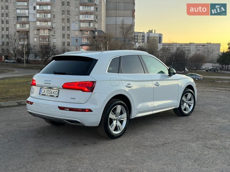 Внедорожник / Кроссовер Audi Q5 2019 в Черкассах