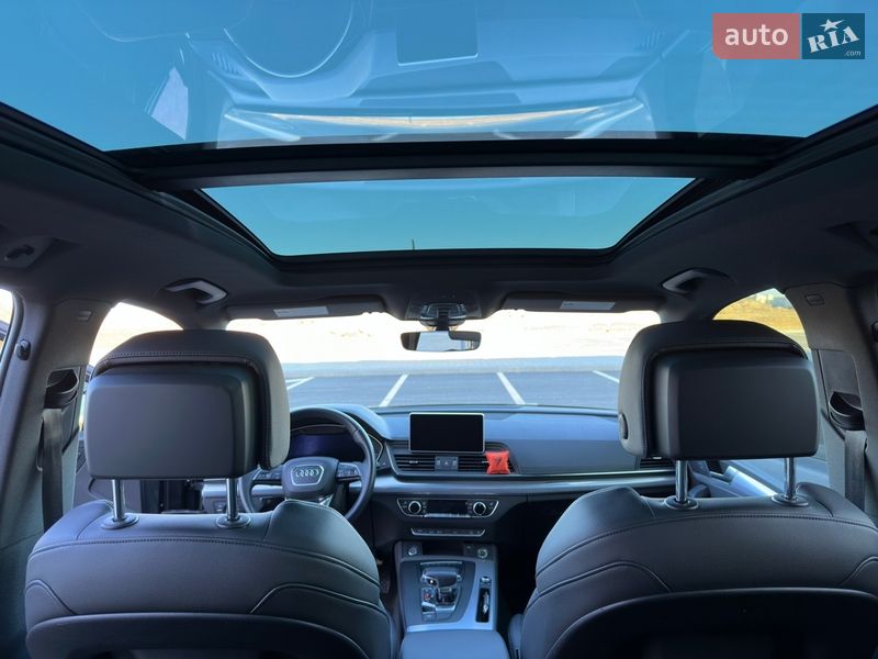 Позашляховик / Кросовер Audi Q5 2020 в Рівному