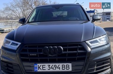 Позашляховик / Кросовер Audi Q5 2018 в Дніпрі