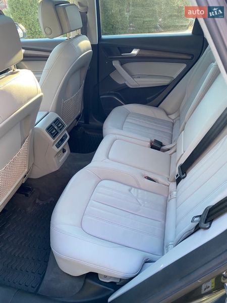 Внедорожник / Кроссовер Audi Q5 2022 в Киеве