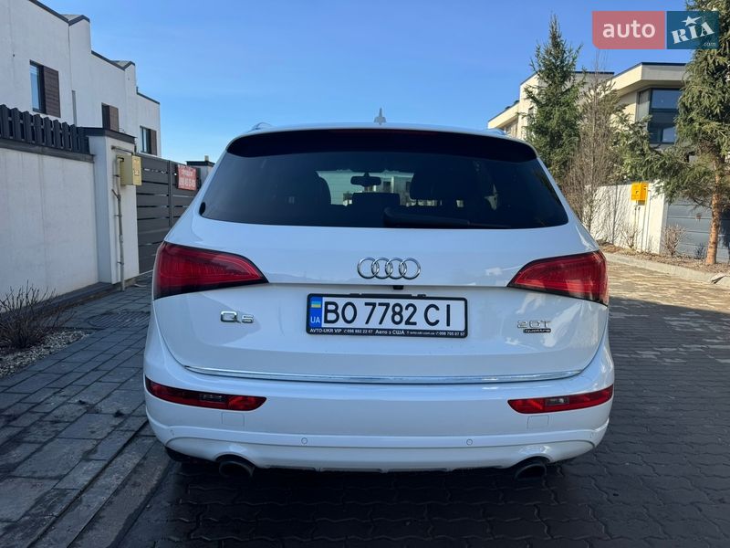 Позашляховик / Кросовер Audi Q5 2015 в Львові