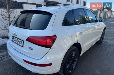 Позашляховик / Кросовер Audi Q5 2015 в Львові
