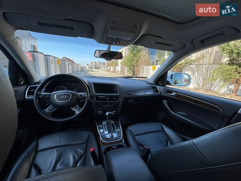 Позашляховик / Кросовер Audi Q5 2015 в Львові
