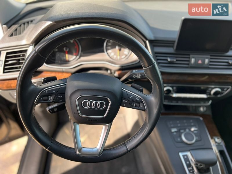 Внедорожник / Кроссовер Audi Q5 2019 в Харькове