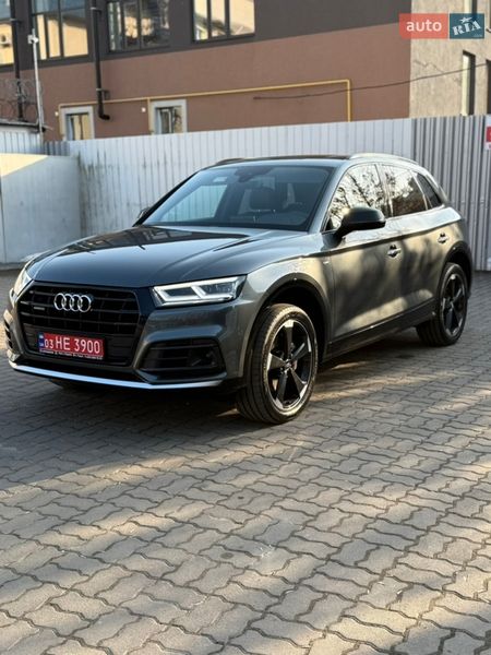 Внедорожник / Кроссовер Audi Q5 2020 в Луцке