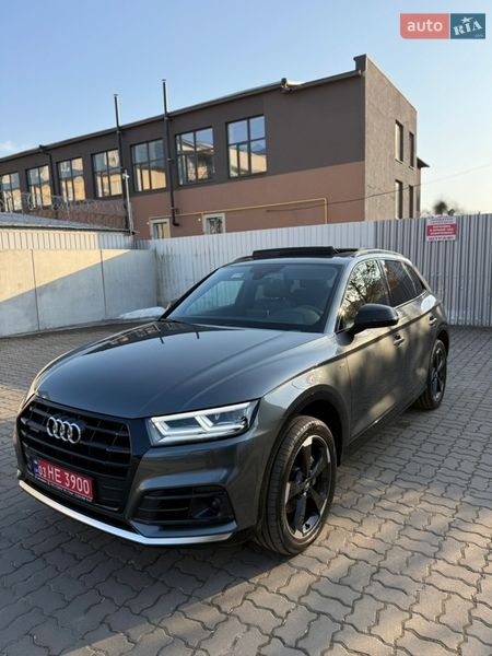 Внедорожник / Кроссовер Audi Q5 2020 в Луцке