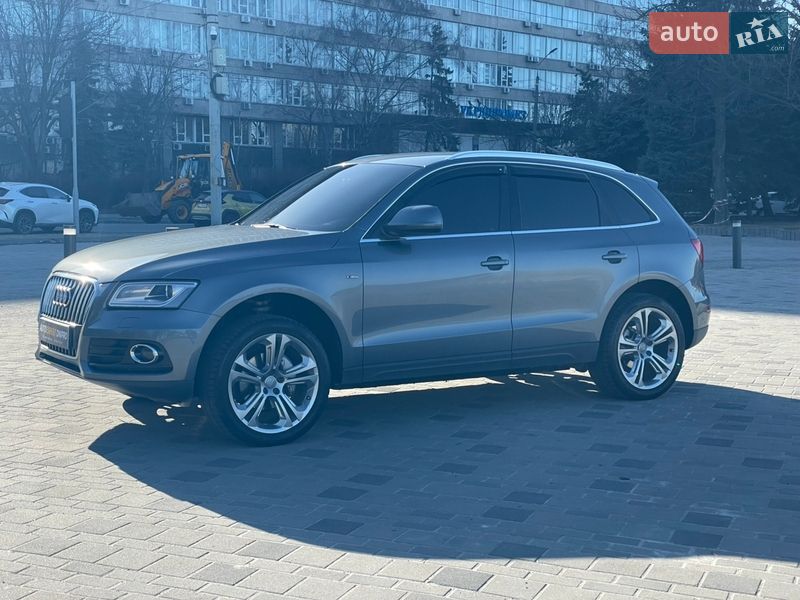 Внедорожник / Кроссовер Audi Q5 2013 в Днепре