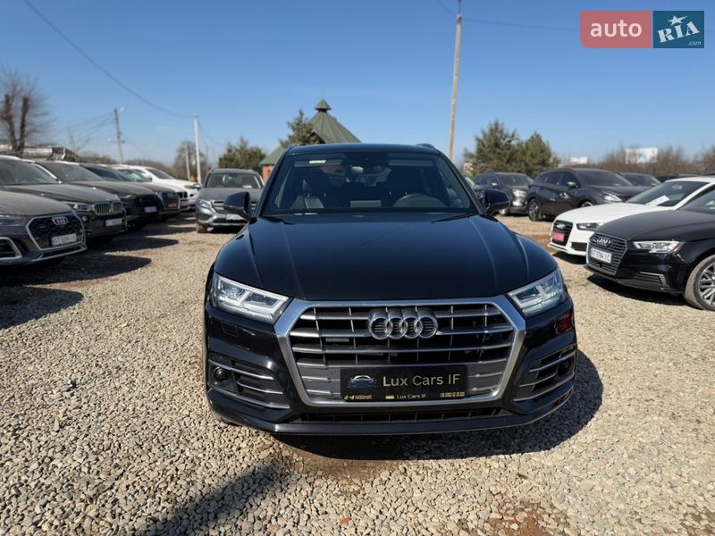 Позашляховик / Кросовер Audi Q5 2019 в Івано-Франківську