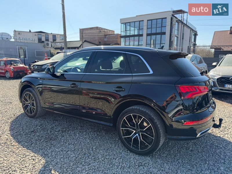 Позашляховик / Кросовер Audi Q5 2019 в Івано-Франківську