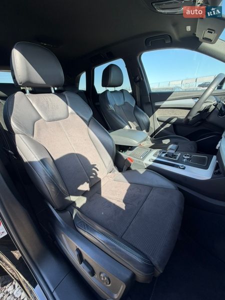 Позашляховик / Кросовер Audi Q5 2019 в Івано-Франківську