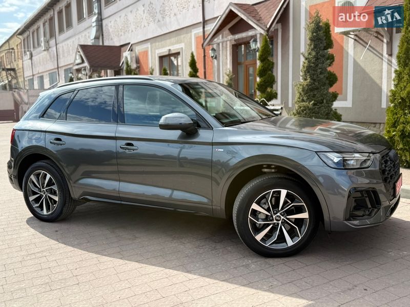 Внедорожник / Кроссовер Audi Q5 2024 в Стрые