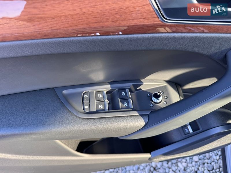 Внедорожник / Кроссовер Audi Q5 2024 в Ивано-Франковске