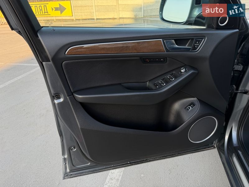 Внедорожник / Кроссовер Audi Q5 2015 в Тернополе