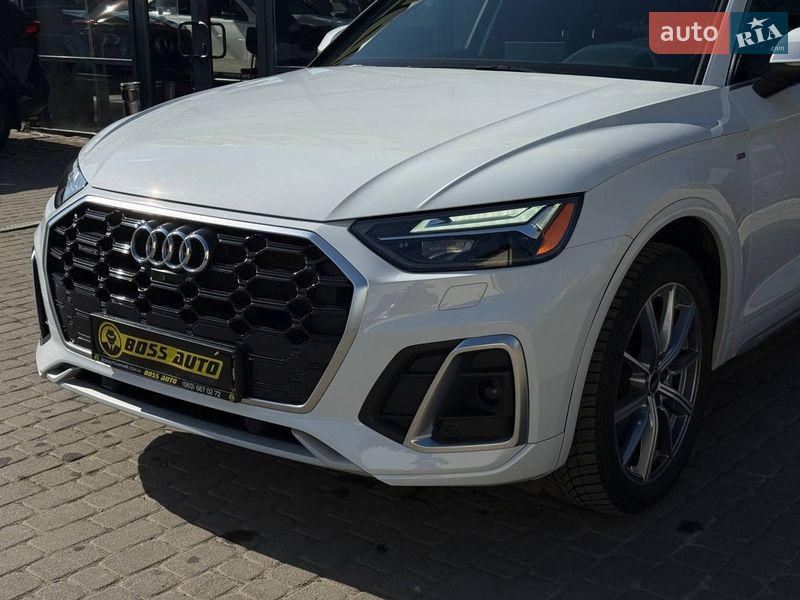 Позашляховик / Кросовер Audi Q5 2020 в Івано-Франківську