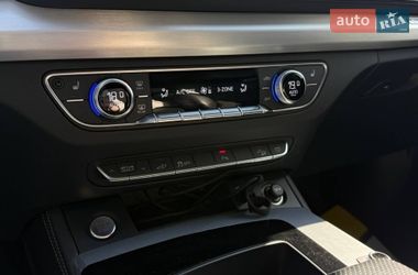 Позашляховик / Кросовер Audi Q5 2020 в Івано-Франківську