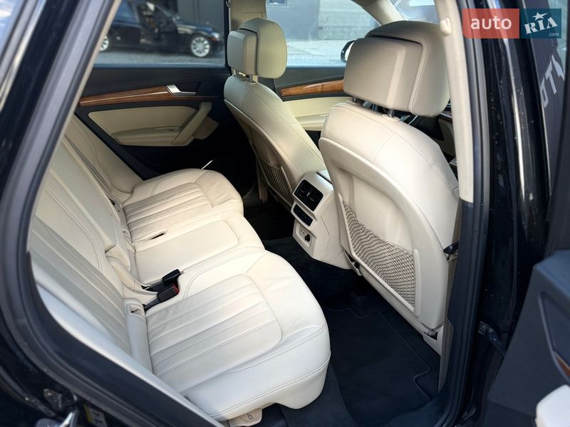 Внедорожник / Кроссовер Audi Q5 2021 в Львове