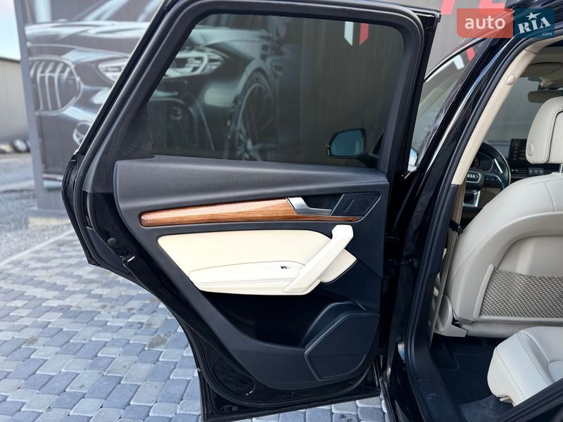 Внедорожник / Кроссовер Audi Q5 2021 в Львове