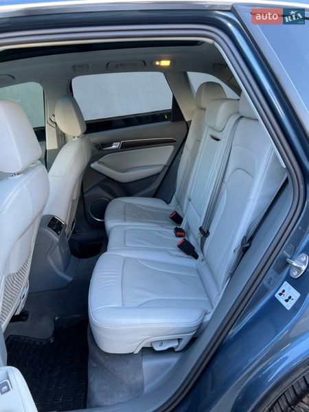 Внедорожник / Кроссовер Audi Q5 2015 в Львове