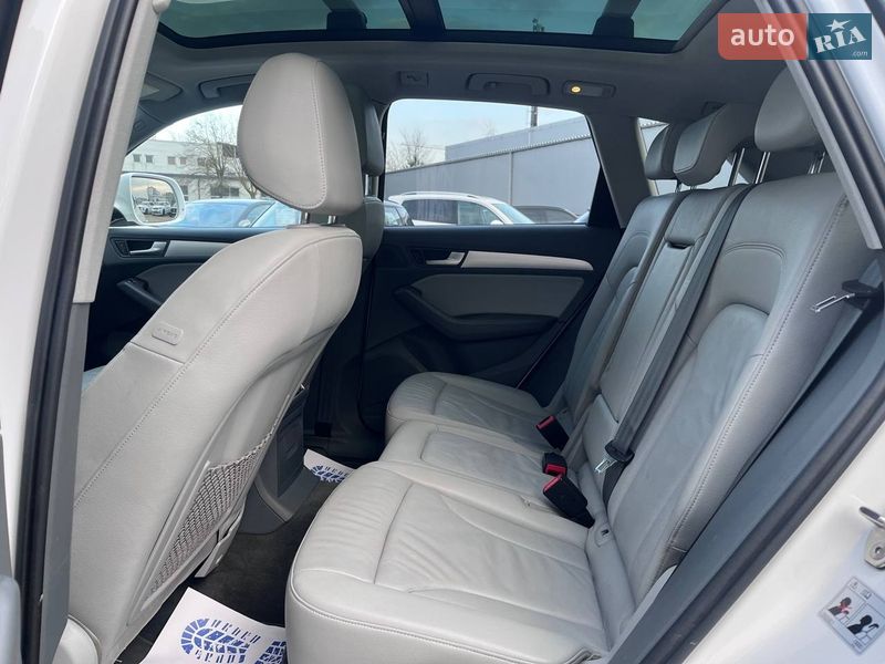 Внедорожник / Кроссовер Audi Q5 2016 в Львове