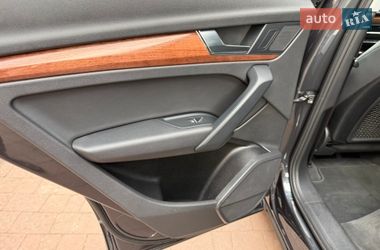Внедорожник / Кроссовер Audi Q5 2020 в Стрые