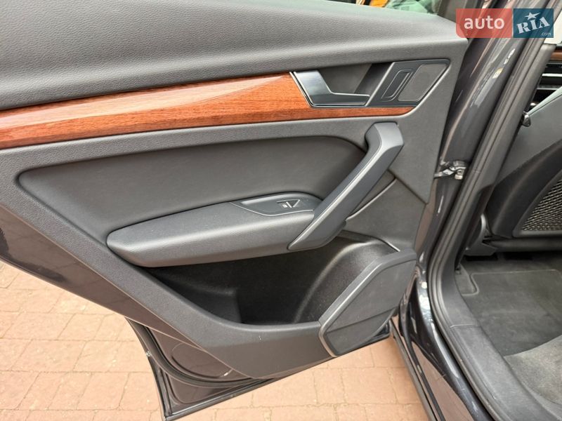 Внедорожник / Кроссовер Audi Q5 2020 в Стрые