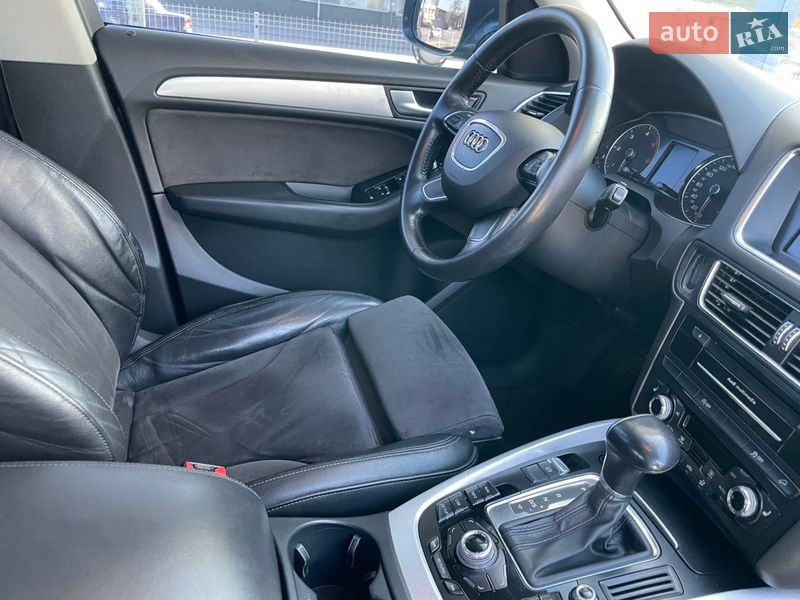 Внедорожник / Кроссовер Audi Q5 2013 в Днепре