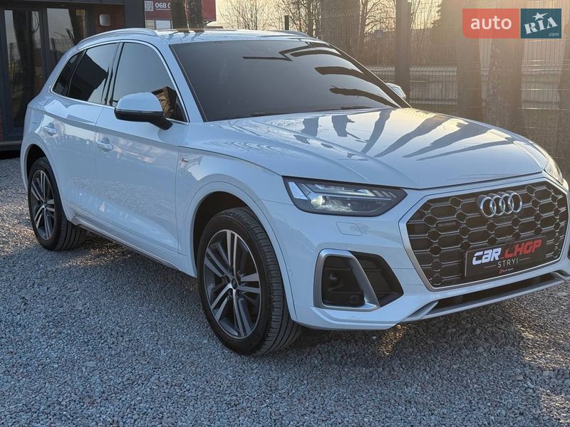 Внедорожник / Кроссовер Audi Q5 2022 в Стрые