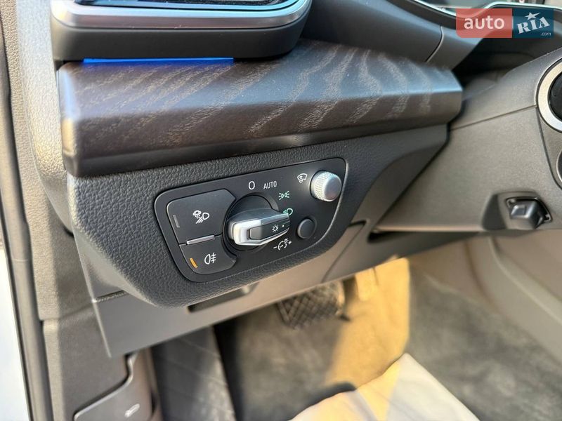 Внедорожник / Кроссовер Audi Q5 2022 в Стрые