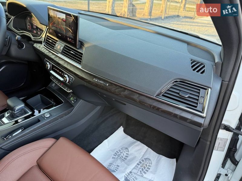 Внедорожник / Кроссовер Audi Q5 2022 в Стрые