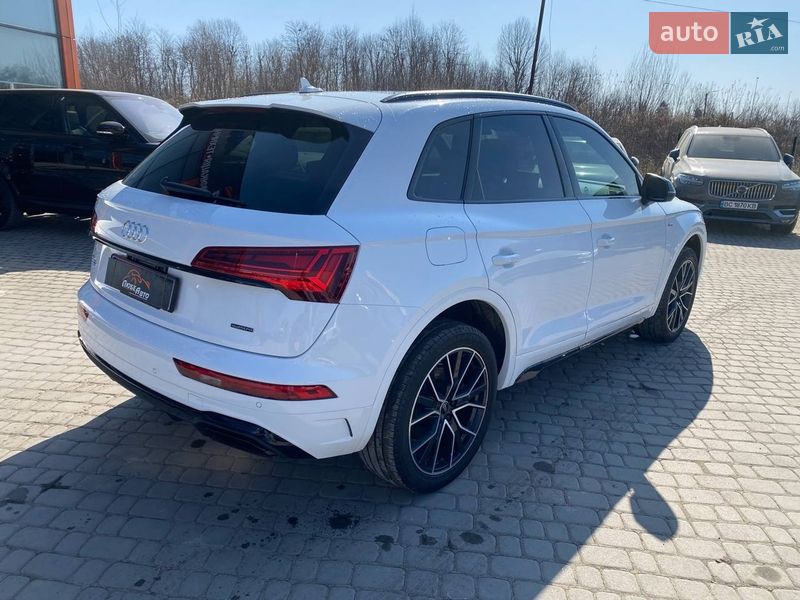 Позашляховик / Кросовер Audi Q5 2021 в Львові