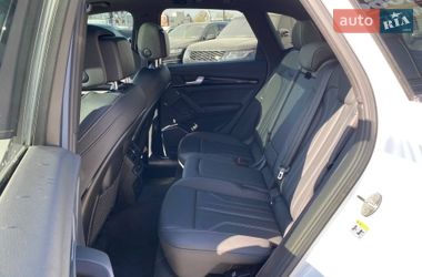 Позашляховик / Кросовер Audi Q5 2021 в Львові