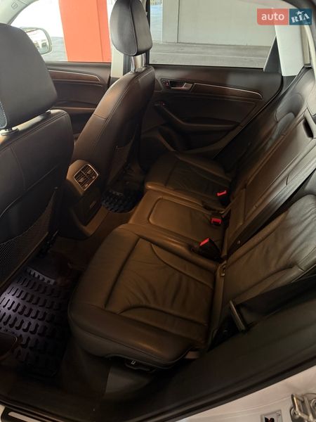 Внедорожник / Кроссовер Audi Q5 2015 в Киеве