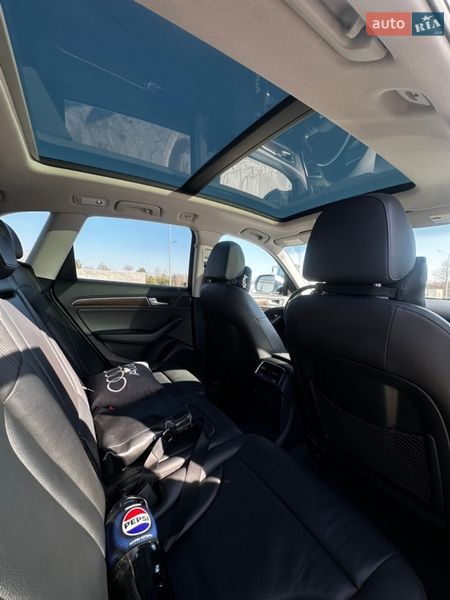 Позашляховик / Кросовер Audi Q5 2016 в Києві