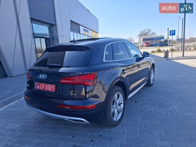 Внедорожник / Кроссовер Audi Q5 2019 в Ужгороде