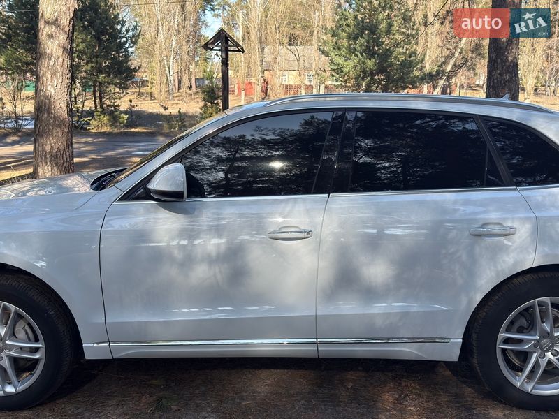 Позашляховик / Кросовер Audi Q5 2016 в Охтирці