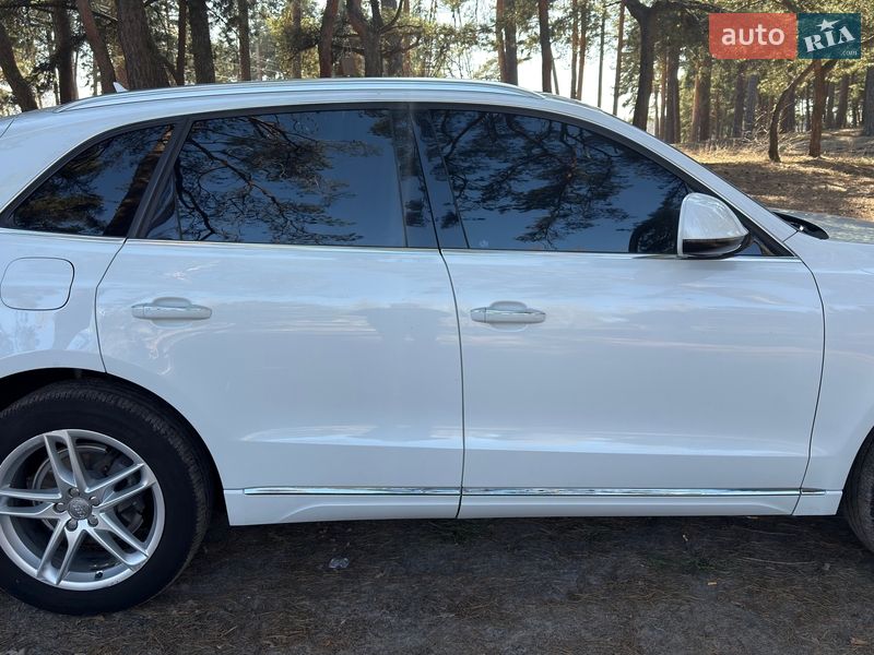 Позашляховик / Кросовер Audi Q5 2016 в Охтирці