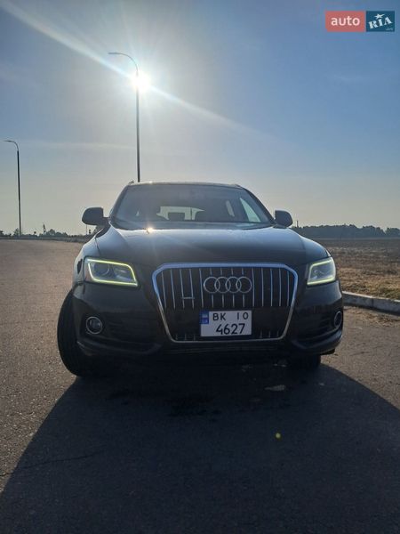 Позашляховик / Кросовер Audi Q5 2012 в Дубровиці