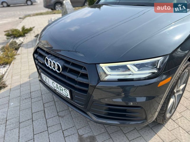 Позашляховик / Кросовер Audi Q5 2019 в Львові