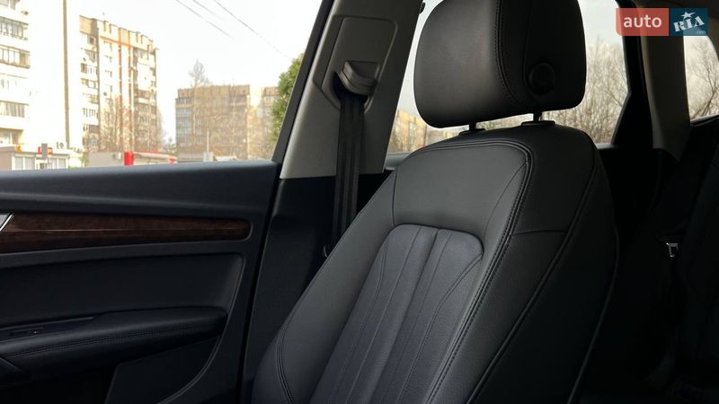 Позашляховик / Кросовер Audi Q5 2019 в Львові