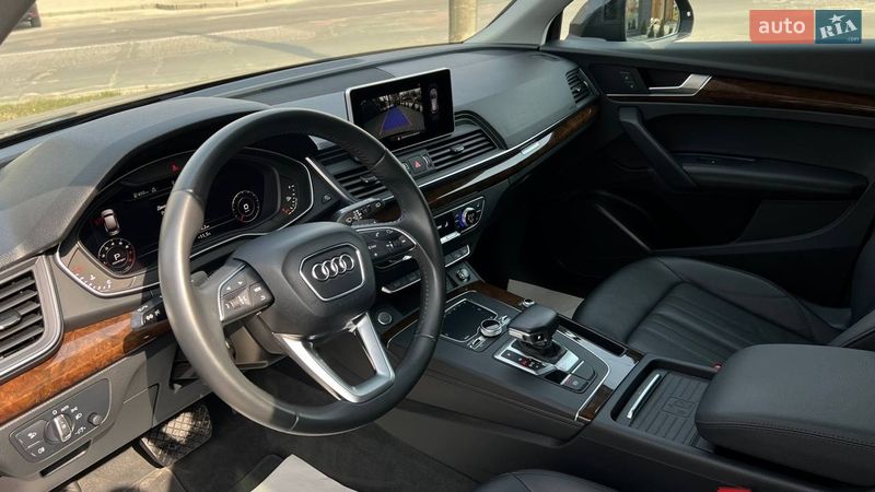 Позашляховик / Кросовер Audi Q5 2019 в Львові