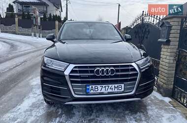 Позашляховик / Кросовер Audi Q5 2018 в Немирові