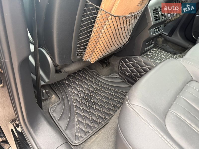 Позашляховик / Кросовер Audi Q5 2021 в Чернігові