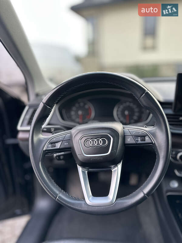 Внедорожник / Кроссовер Audi Q5 2021 в Львове