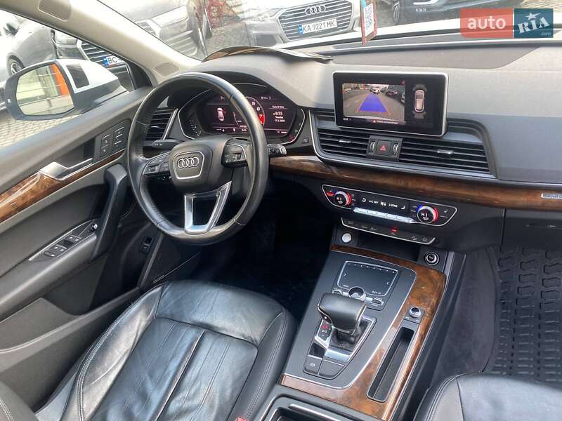 Внедорожник / Кроссовер Audi Q5 2017 в Львове