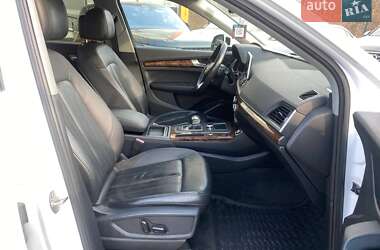 Внедорожник / Кроссовер Audi Q5 2017 в Львове