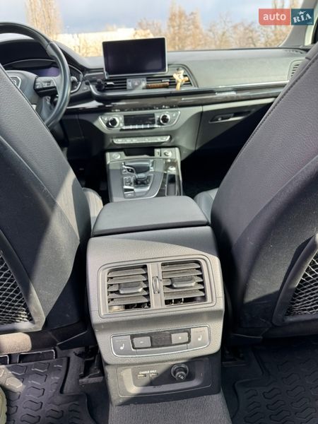Внедорожник / Кроссовер Audi Q5 2020 в Кременчуге