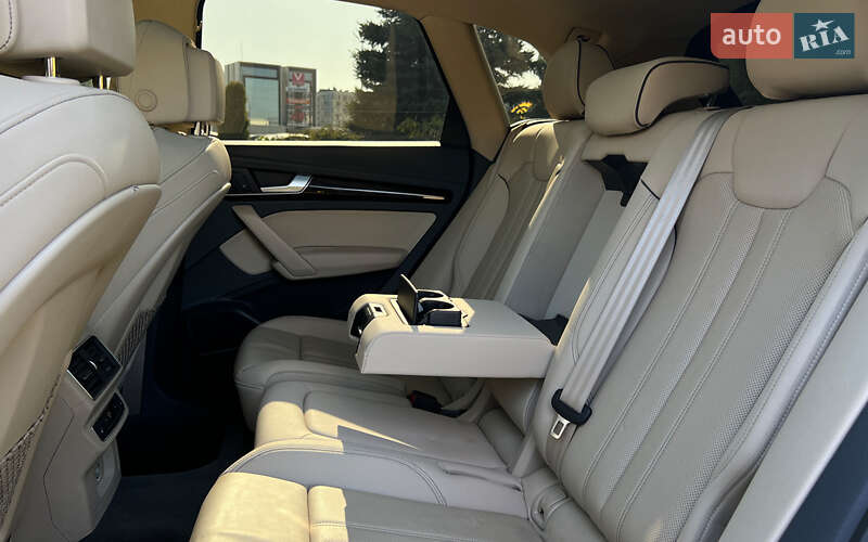 Внедорожник / Кроссовер Audi Q5 2018 в Львове