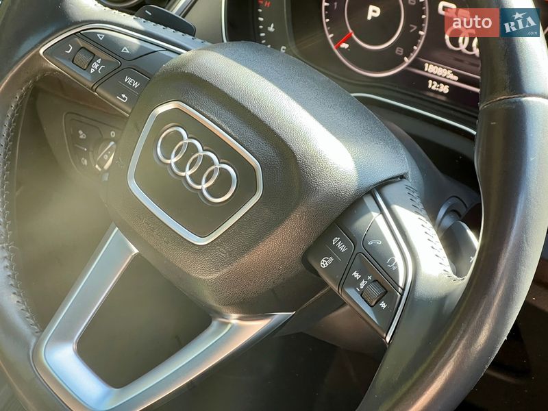 Позашляховик / Кросовер Audi Q5 2018 в Рівному