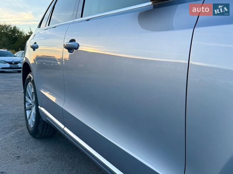 Внедорожник / Кроссовер Audi Q5 2015 в Ровно